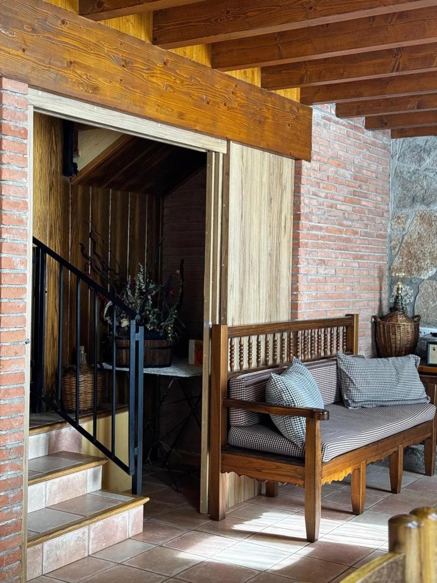 Spacious House In Ogassa With Terrace And Bbq Buitenkant foto